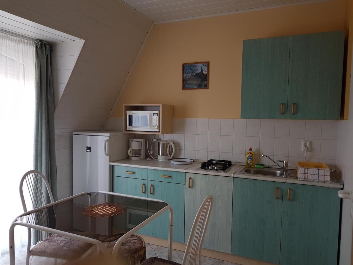 Appartement Richie Ii. Apartman à Siófok Extérieur photo